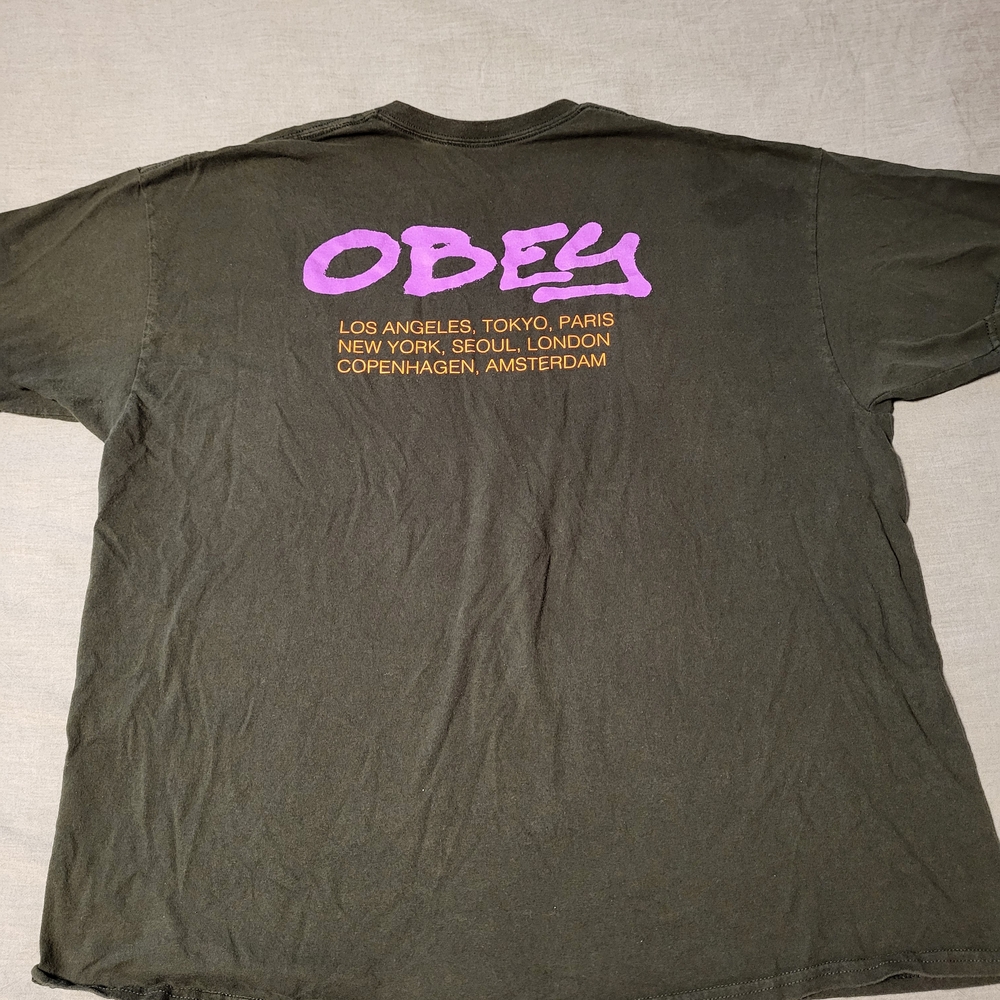 Obey Olive T-Shirt with Pink Logo - Picture 2 of 3